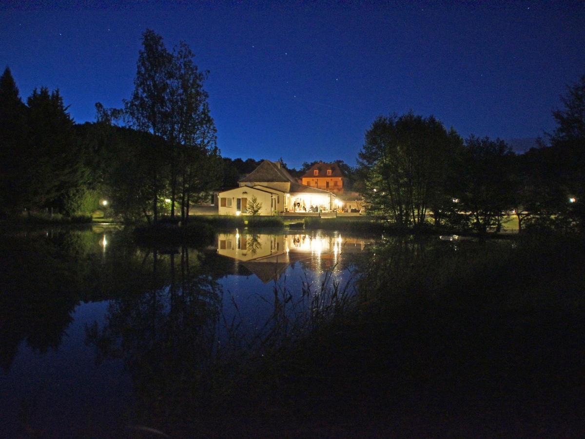 Le Domaine De L'Etang De Sandanet Issac Exteriör bild